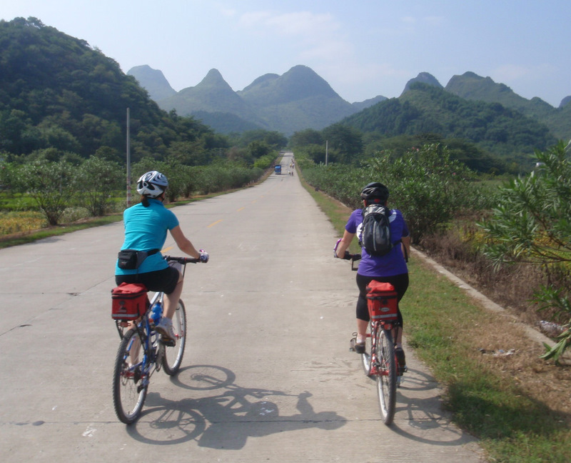 Sharon and Siobhán look at Today's Mountain Pass Climb.